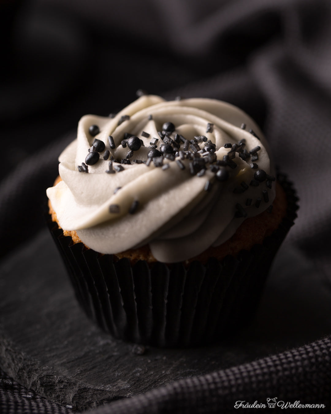 Super Streusel Black
