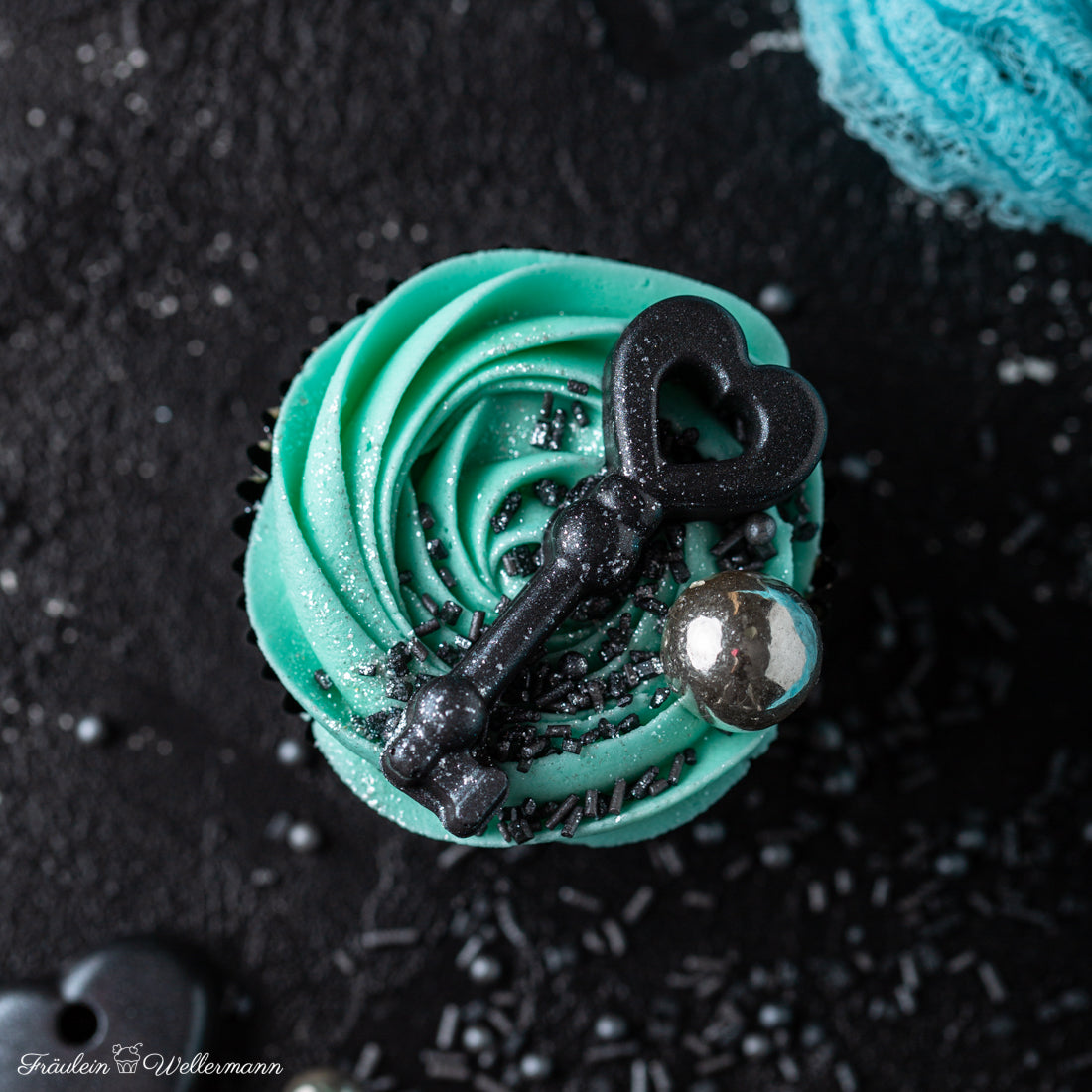 Super Streusel Black